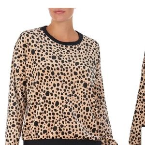 Room Service Animal Print Pullover Crew Neck Long Sleeve Top Womens Medium NWOT